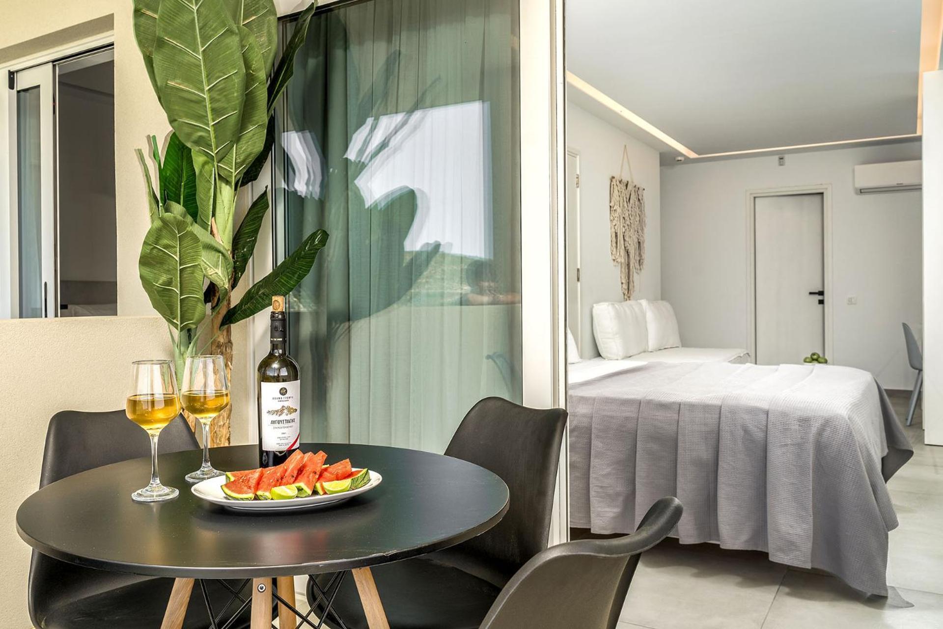 Myzith Luxury Hotel Keri