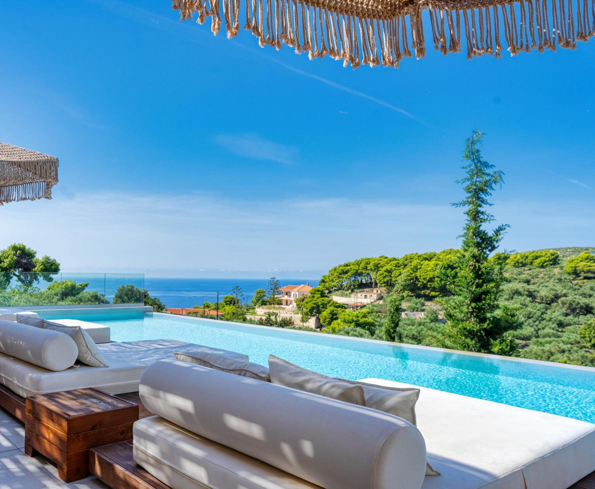 Myzith Luxury Hotel Keri