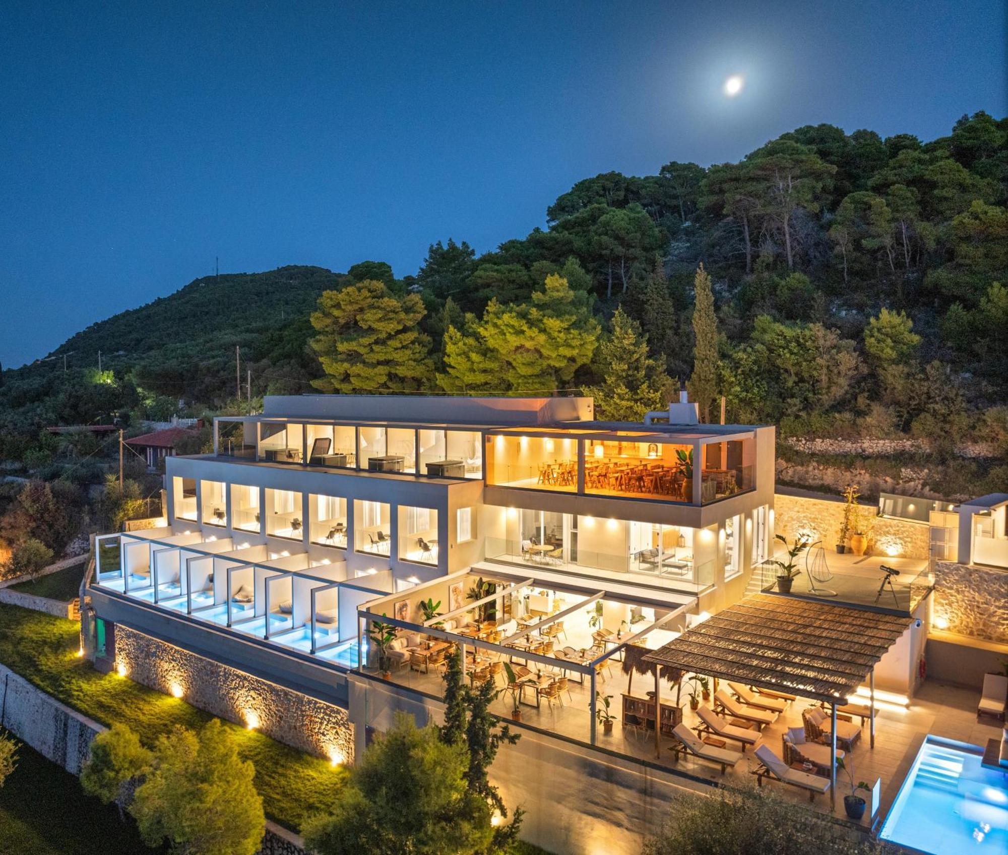 Myzith Luxury Hotel