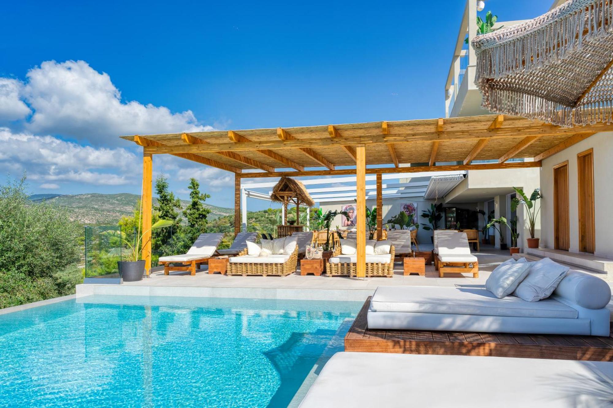 Myzith Luxury Hotel
