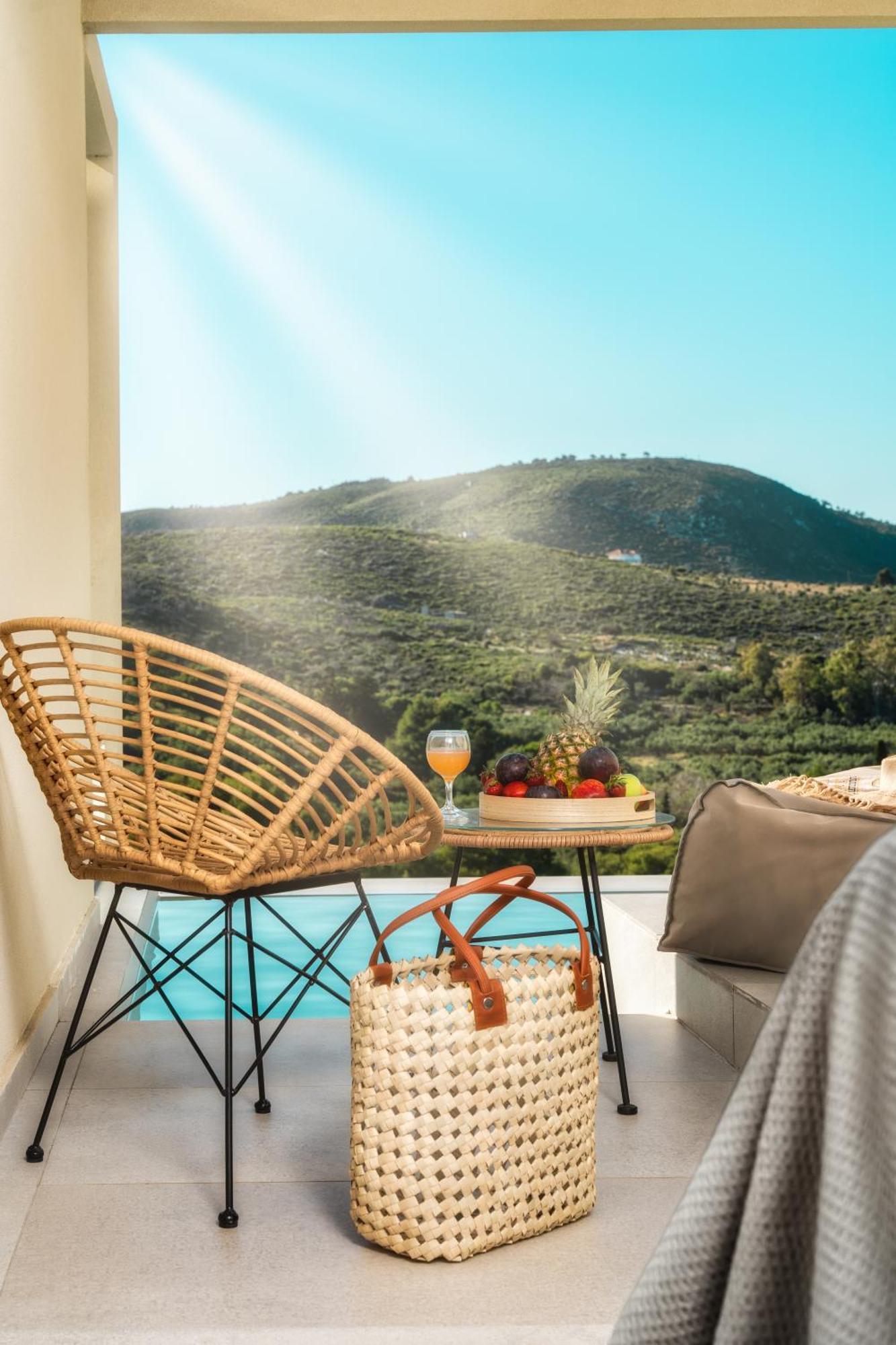 Myzith Luxury 3* Keri